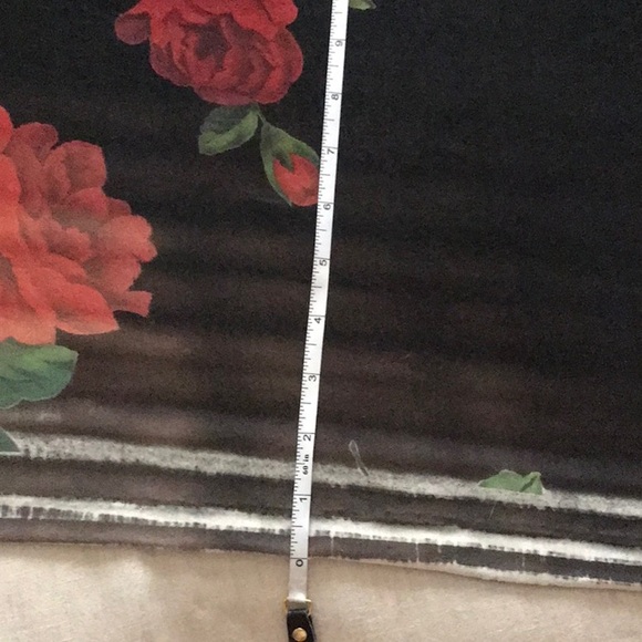 Beautiful Floral Black & Red Fabric - Picture 9 of 9